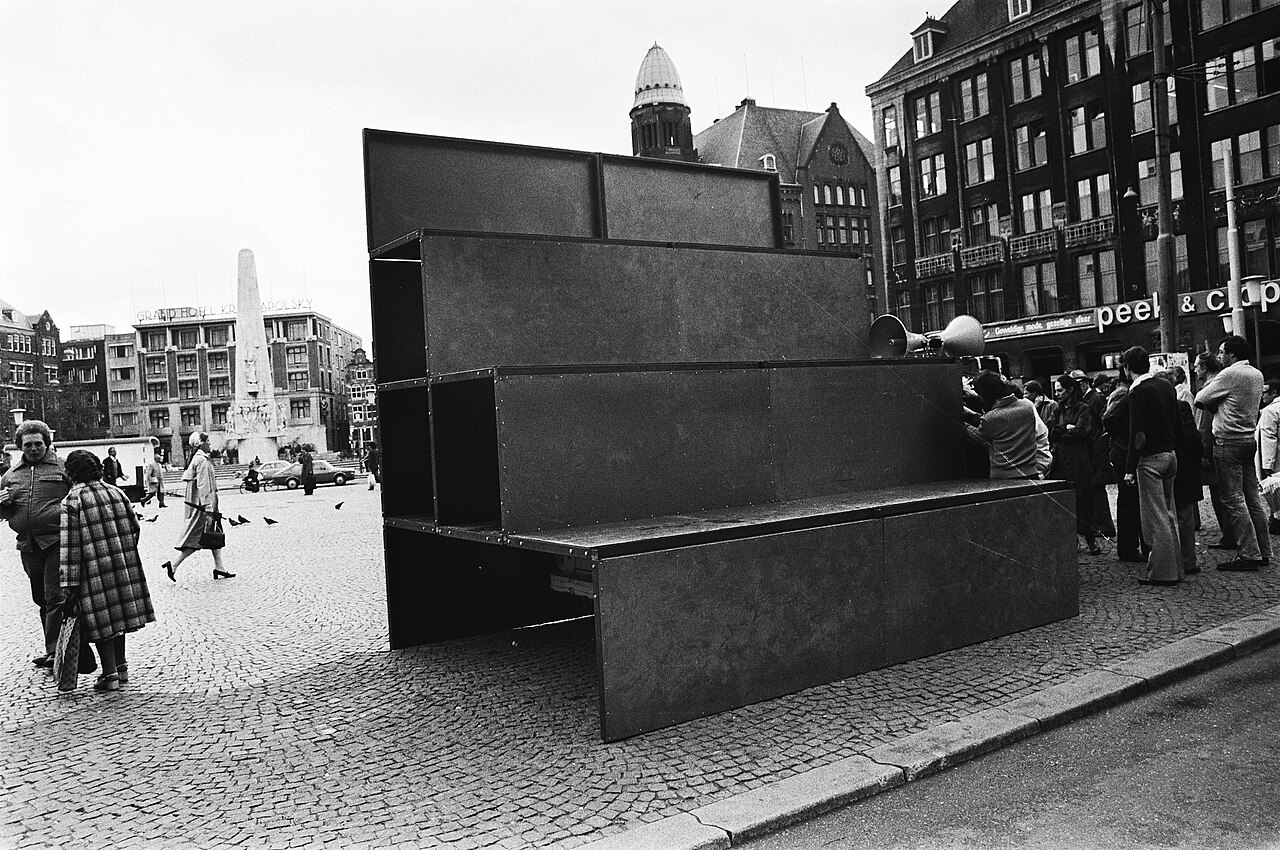 Vito Acconci