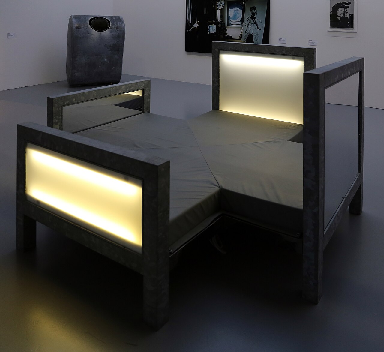 Vito Acconci